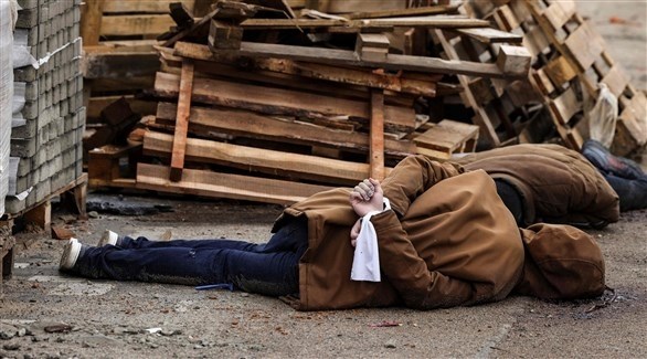 جثة رجل مقيد اليدين في بوتشا