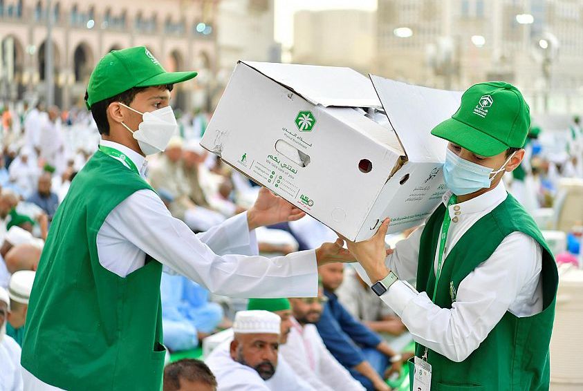 موائد الافطار في الحرم