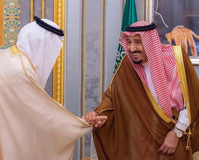 من لقاء الملك بامراء المناطق