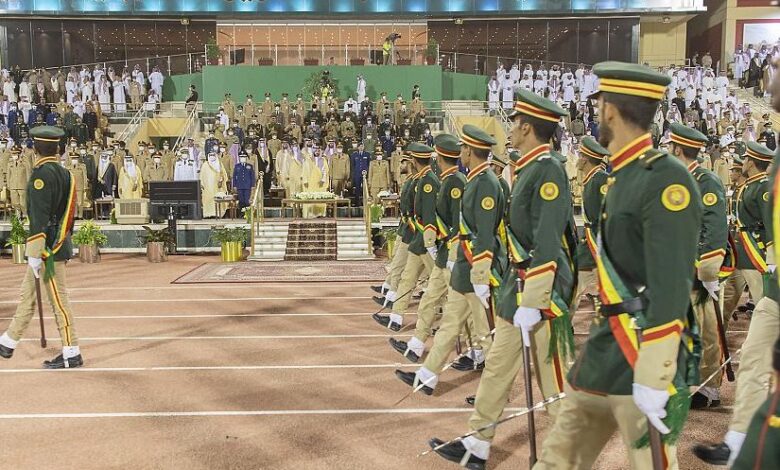 طلبة كلية الملك عبدالعزيز الحربية
