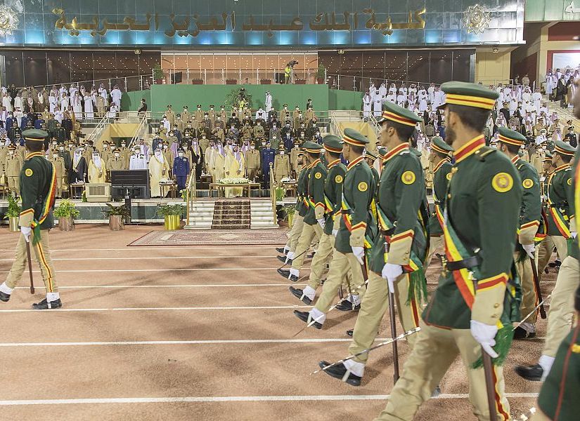 طلبة كلية الملك عبدالعزيز الحربية