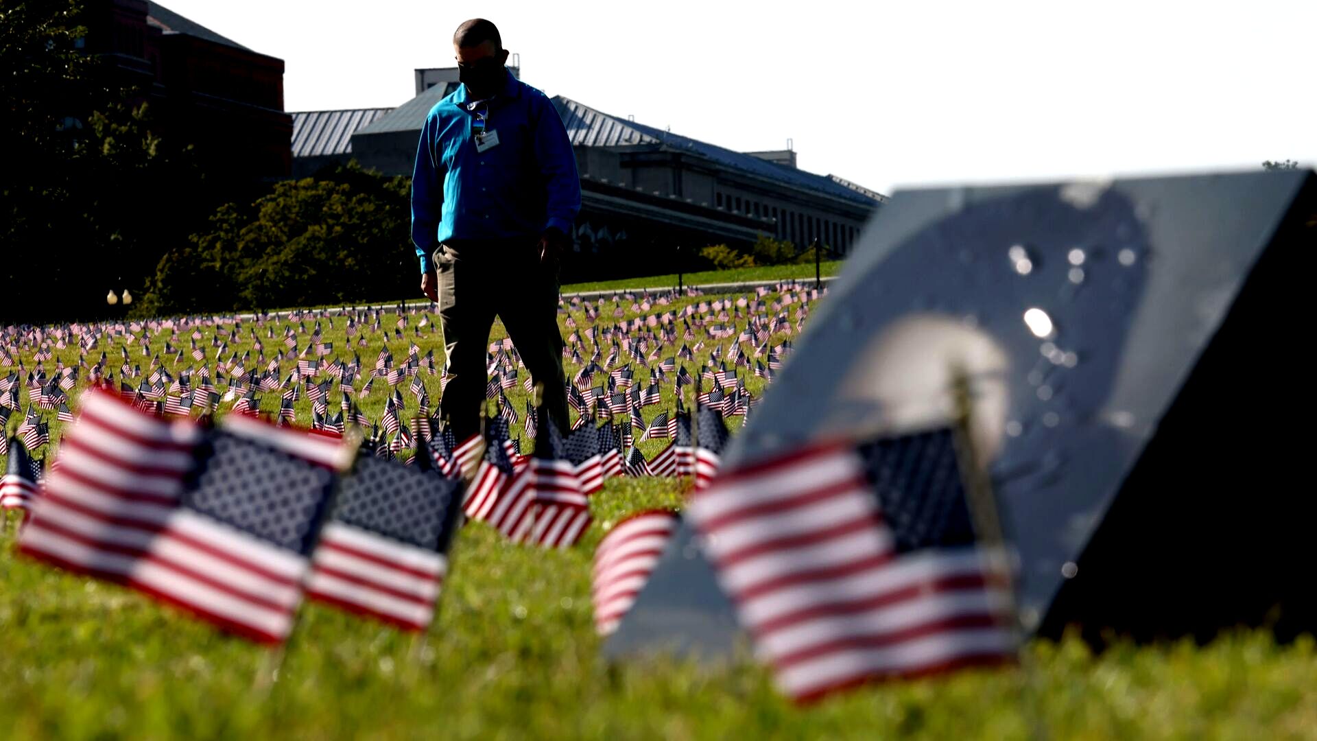 رقم مخيف لإصابات كورونا في أمريكا