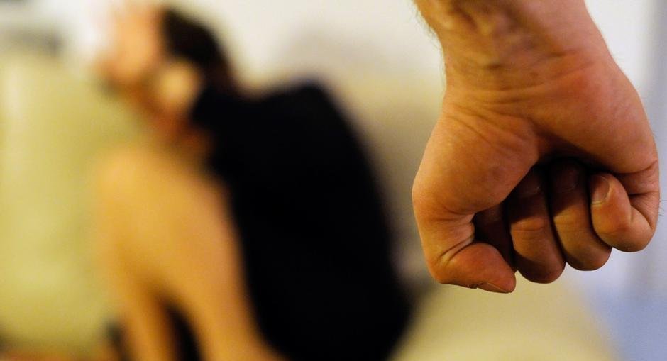 شرطة جازان: تعرض امرأة للعنف الأسري