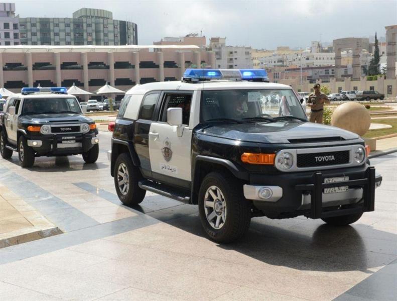 النيابة العامة: : تحقيقات في وفاة فتاة عذبها والدها