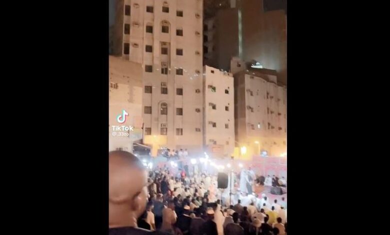 بالفيديو.. حفل صاخب بجوار الحرم يثير جدلاً في السعودية