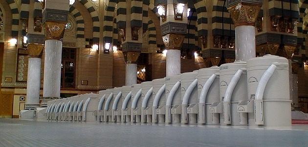 ماء زمزم المبارك