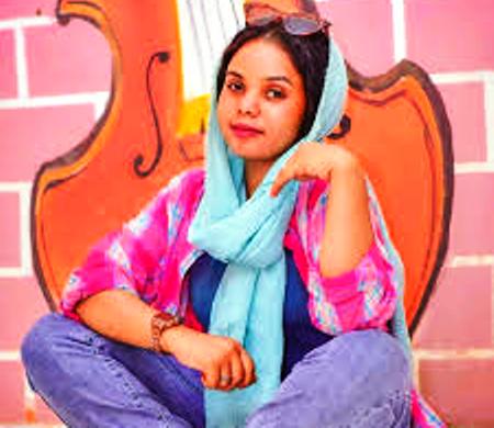 المذيعة أبرار الأمير