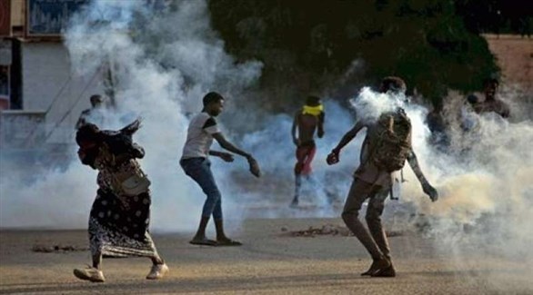 قوات الأمن السودانية تفض الاحتجاجات