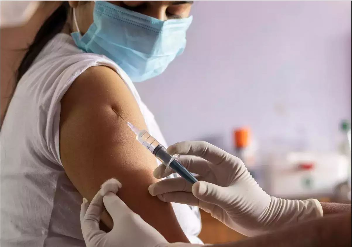 لقاحات كورونا