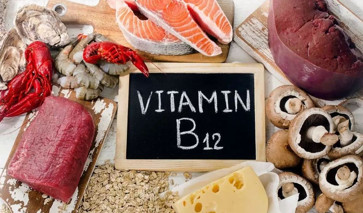 نقص فيتامين B12