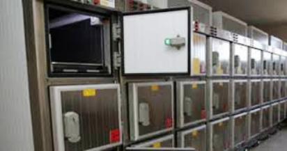 ثلاجات الموتى