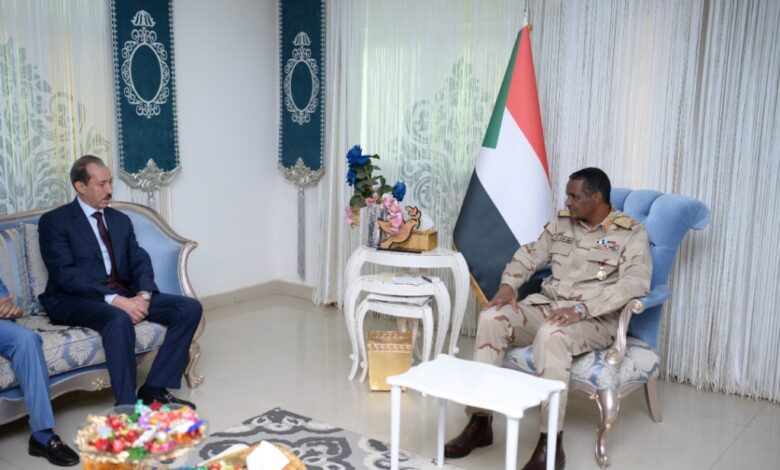 جانب من اللقاء في الخرطوم