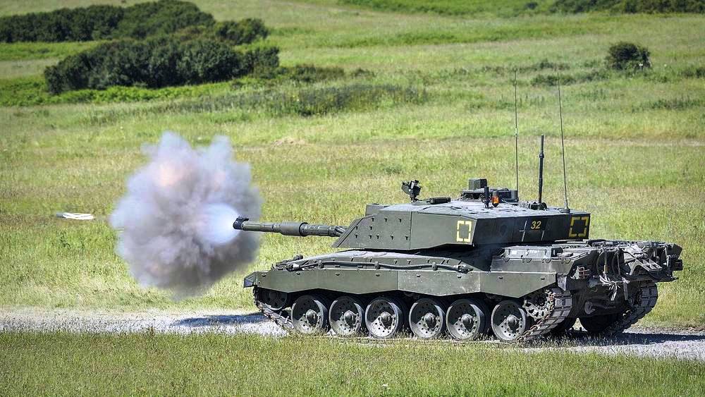 دبابات بريطانية