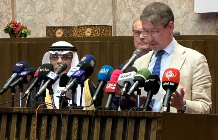 مشاركة السفير السعودي