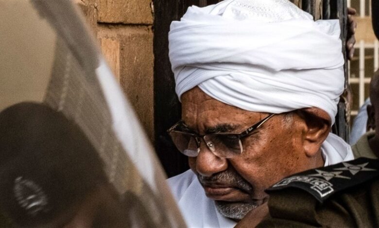 عمر البشير
