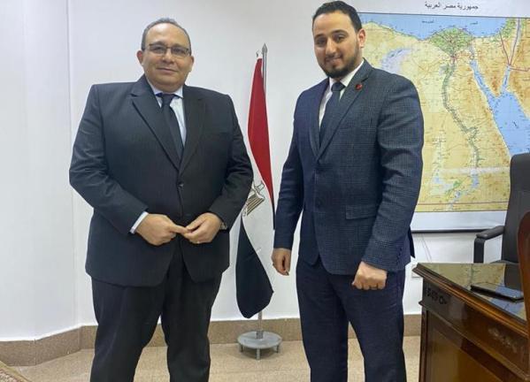 السفير مستقبلا الدكتور بلال