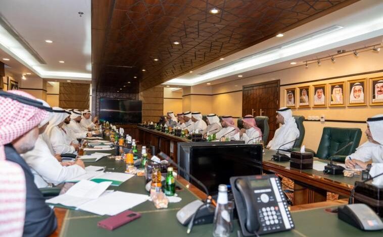 اجتماع وكيل وزارة الحج مع مطوفي الدول العربية
