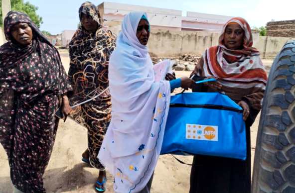 توزيع أدوات الولادة الطبيعية