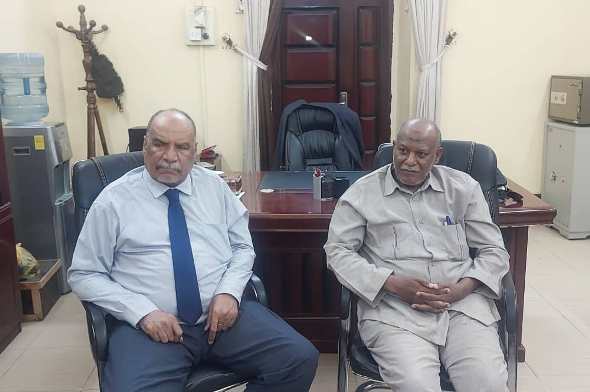 أمين صندوق رعاية الطلاب مع وزير التعليم العالي