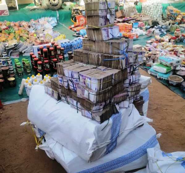 ضبط مليارات منهوبة من الخرطوم