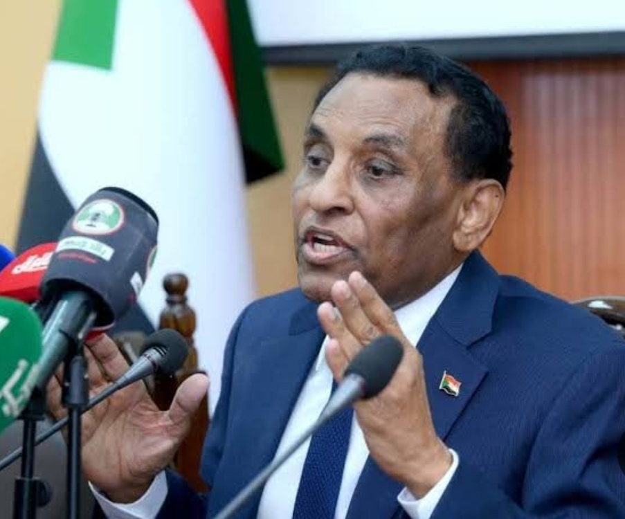 د. كامل إدريس