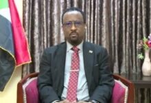 وزير الاعلام السوداني خالد الإعيسر